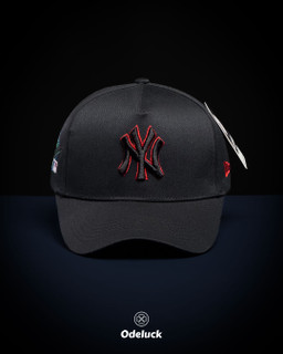 کلاه کپ اسنپ بک نیو ارا 1987 NY YANKEES مشکی ۵ پنل نمای روبرو